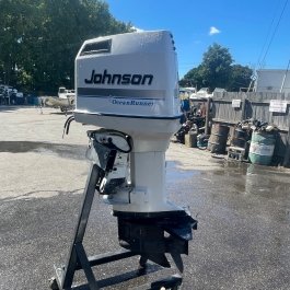 1992 Johnson 200 HP 2-Stroke 25-Inch Outboard Engine