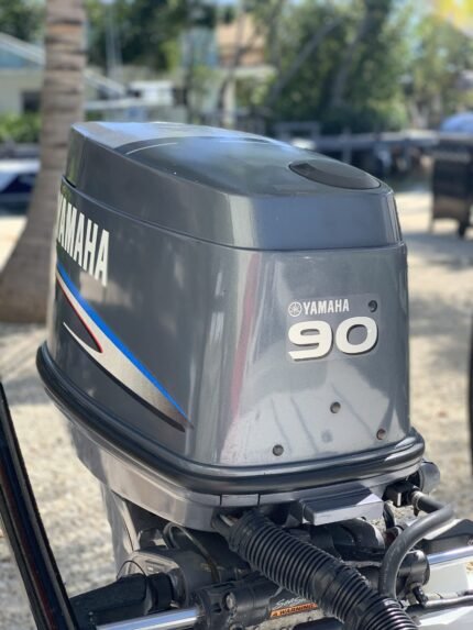 2005 Yamaha 90 HP 3-Cylinder 2-Stroke 20" Carbureted Outboard Motor - Supplier of Outboard Engines